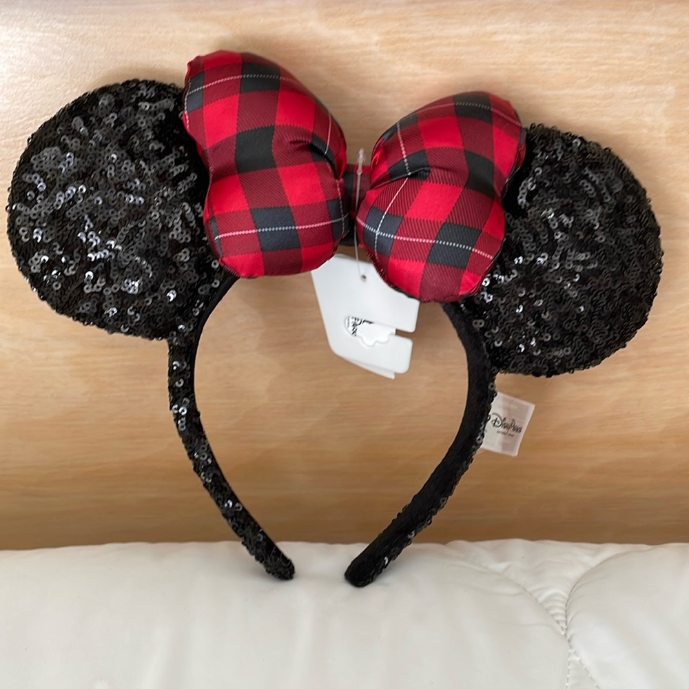 NWT - Authentic Disney sequined Minnie Mouse ears - Holiday and plaid bow